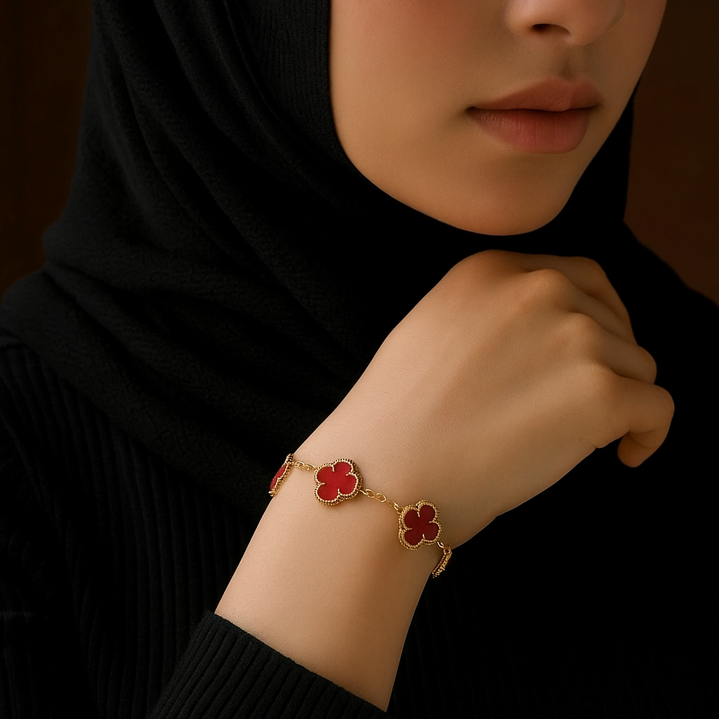 Noir Clover Luxe Bracelet